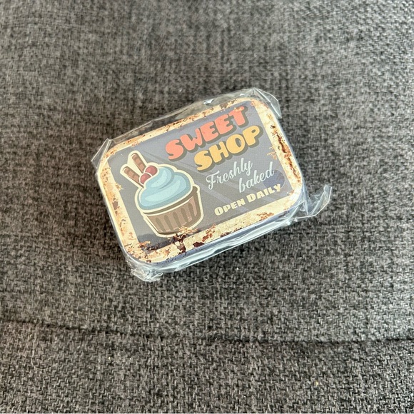 “SWEET SHOP Freshly Baked Open Daily” Mini Travel Tin, Pill, Jewelry Box, Blue - Picture 3 of 16